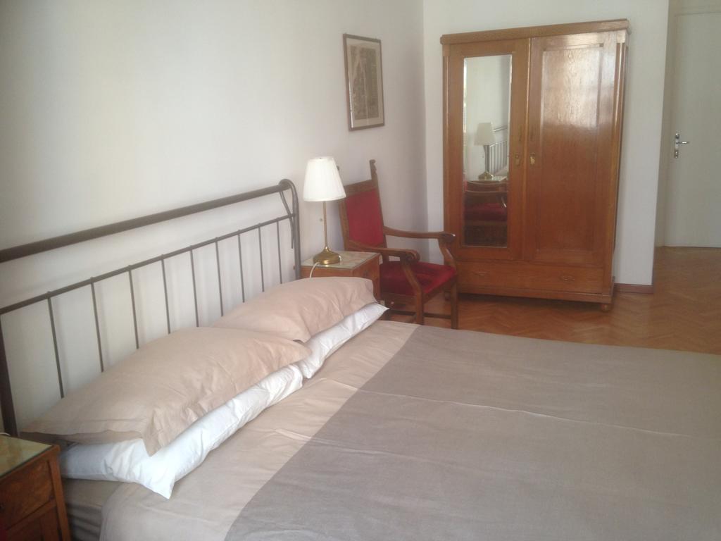 Lo Studio Di Joyce Trieste Bagian luar foto